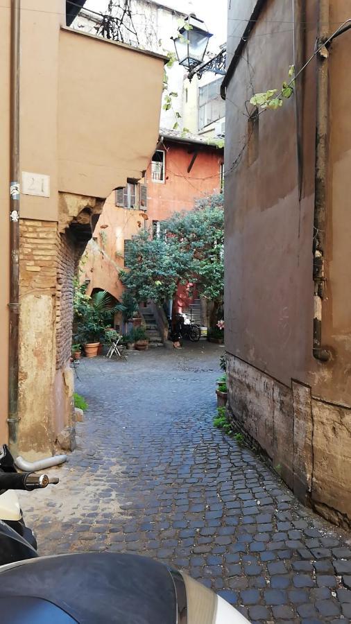 Apartments Campo De Fiori Ρώμη Εξωτερικό φωτογραφία